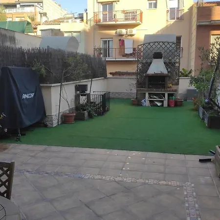 Precioso Con Magnifico Patio. * Sant Feliu de Llobregat