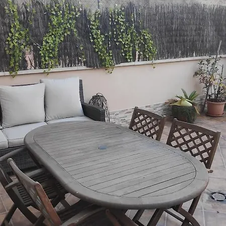 Precioso Con Magnifico Patio. Sant Feliu de Llobregat